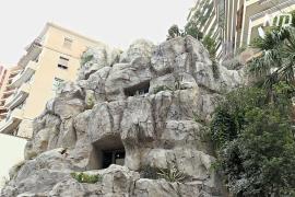 В Монако появилась вилла в скале в шесть этажей