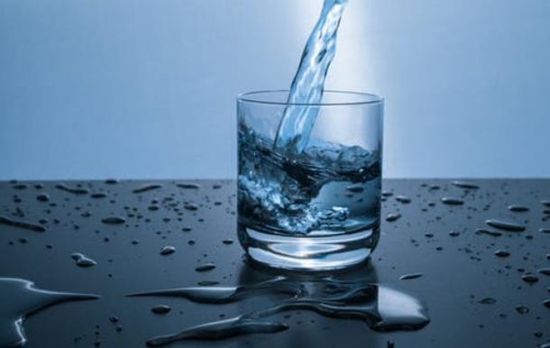Чистая целебная вода от компании Полюстрово