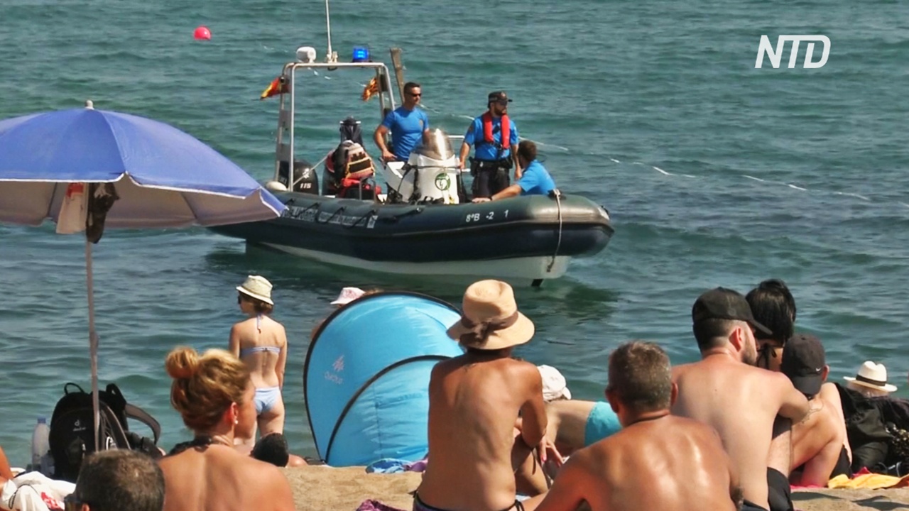 Барселона: людей эвакуировали с пляжа из-за старой бомбы в море