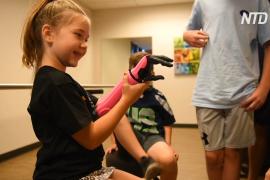 8-летняя девочка стала самой маленькой жительницей США с бионической рукой