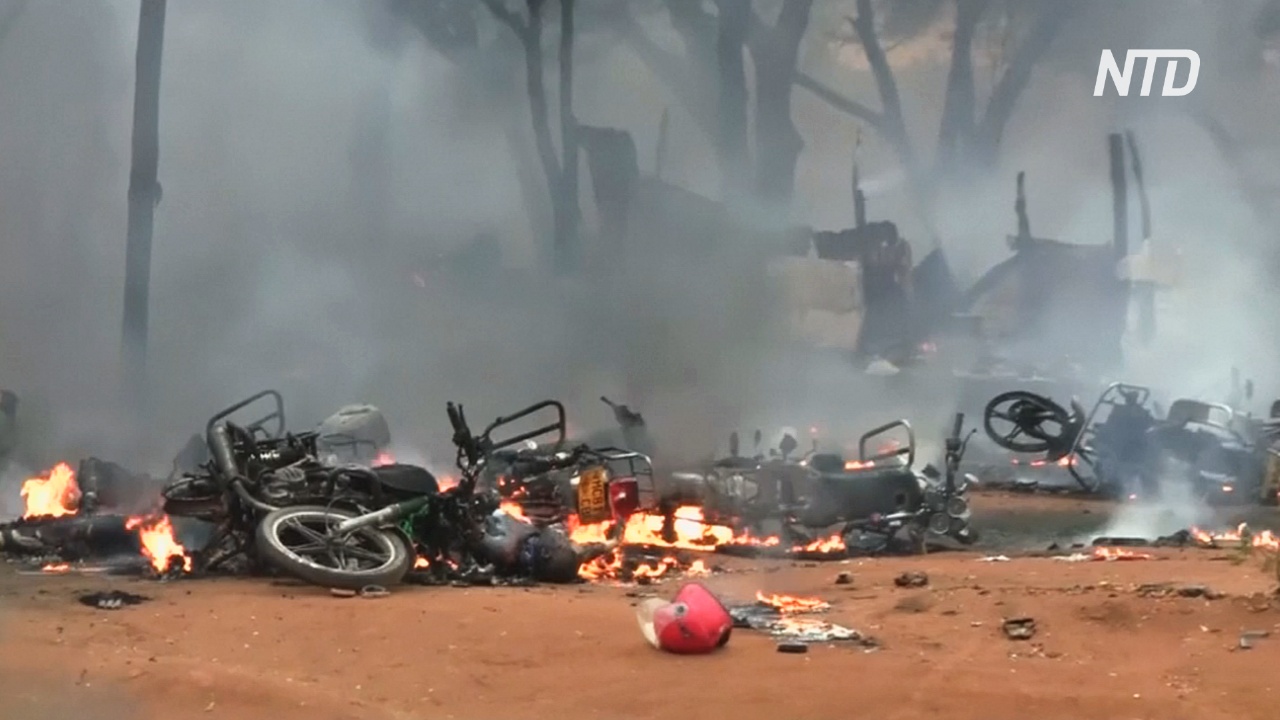В Танзании хоронят более 60 жертв взрыва бензовоза