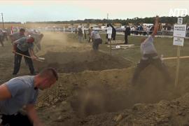 Выкопать идеальную могилу: необычное соревнование в Венгрии