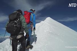 «Уважайте Монблан!»: власти призывают альпинистов к порядку