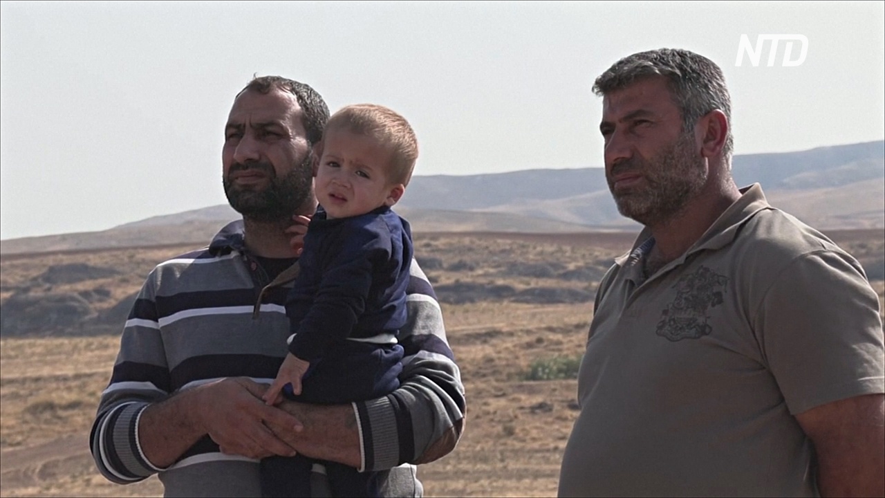 Курдские беженцы ждут возможности перейти из Сирии в Ирак