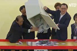 Выборы в Гонконге: демократические силы празднуют победу над пропекинскими