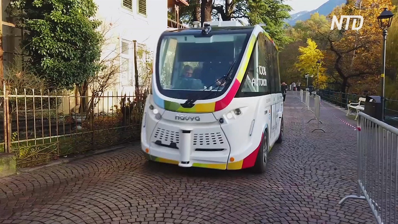 В итальянском городке Мерано испытывают беспилотный автобус