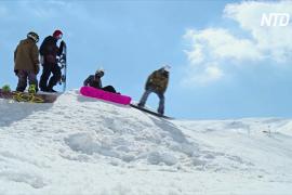 Иранцы катаются на лыжах, несмотря на экономические трудности