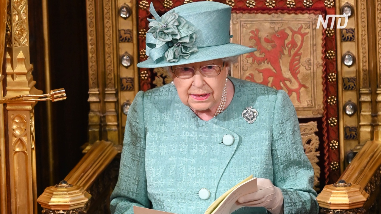 Королева Великобритании озвучила планы Бориса Джонсона в отношении «брексита»