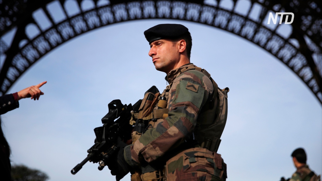 Франция направит 100 тыс. полицейских на охрану порядка в новогоднюю ночь