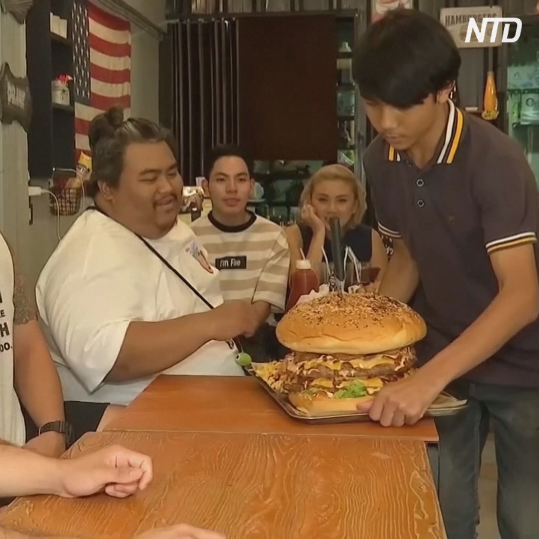 Получи денежный приз: 6-килограммовый бургер предлагают съесть за 9 минут