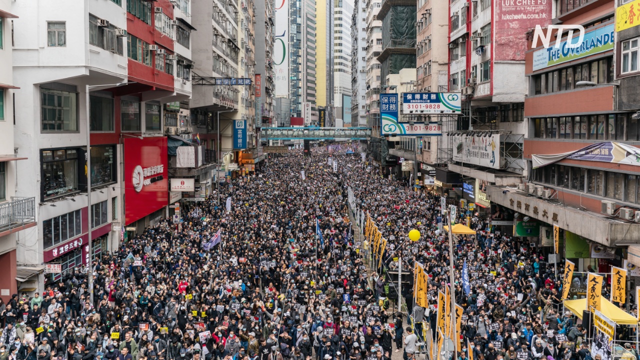 Масштабный протест в первый день 2020 года прошёл в Гонконге