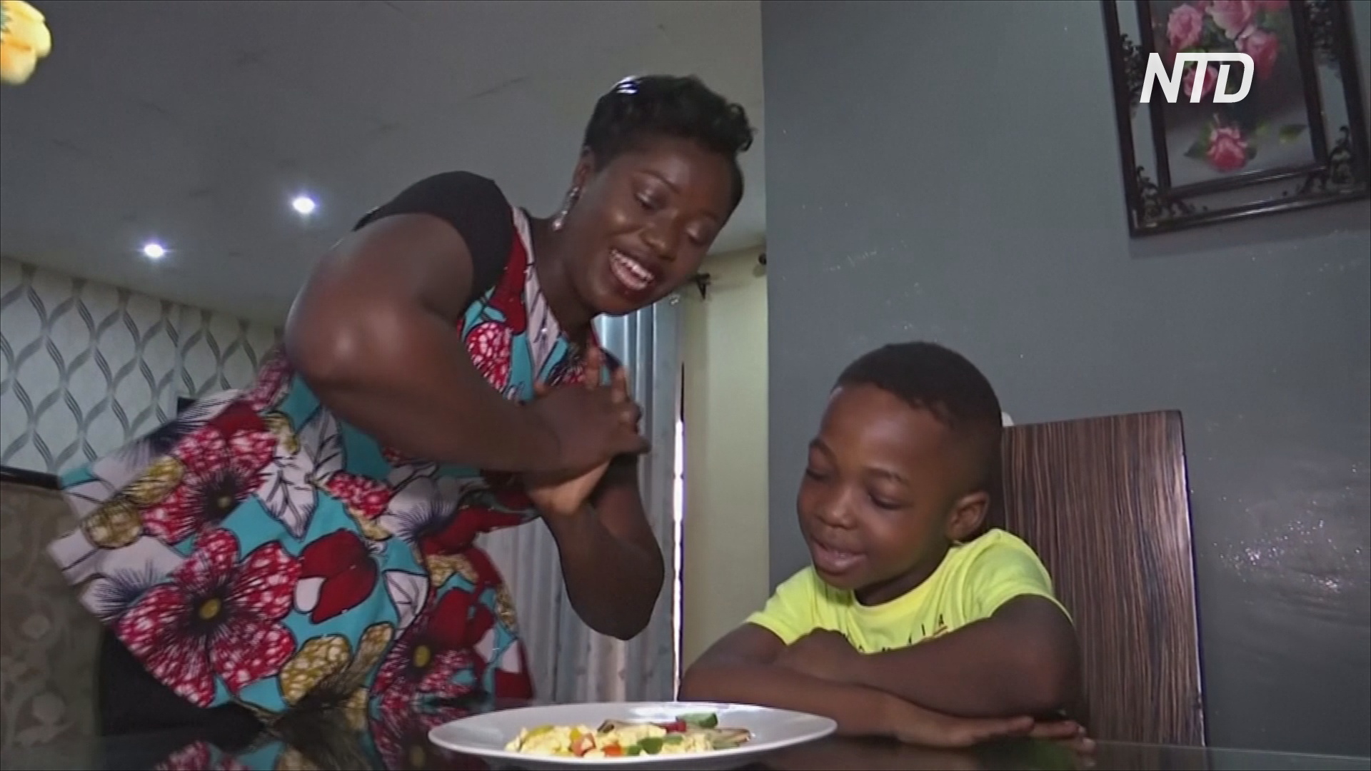 Забавная еда: нигерийка придумала, как вдохновлять детей есть