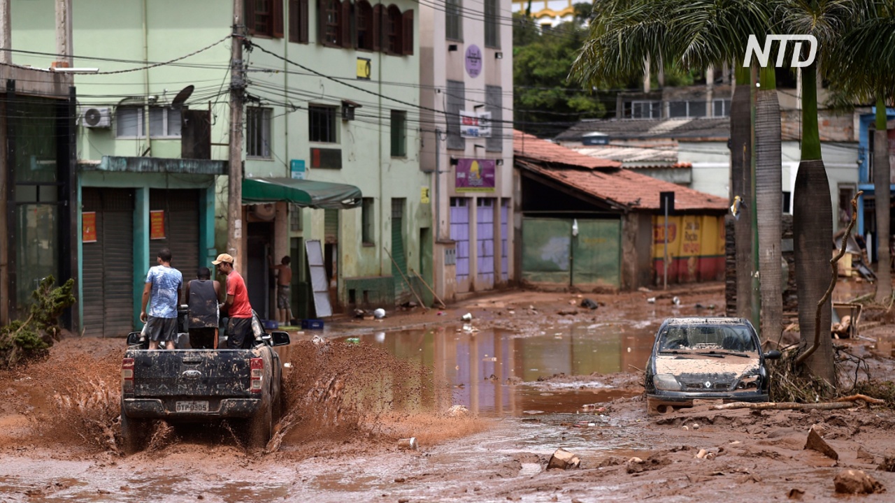 В Бразилии десятки людей гибнут в результате наводнений и оползней