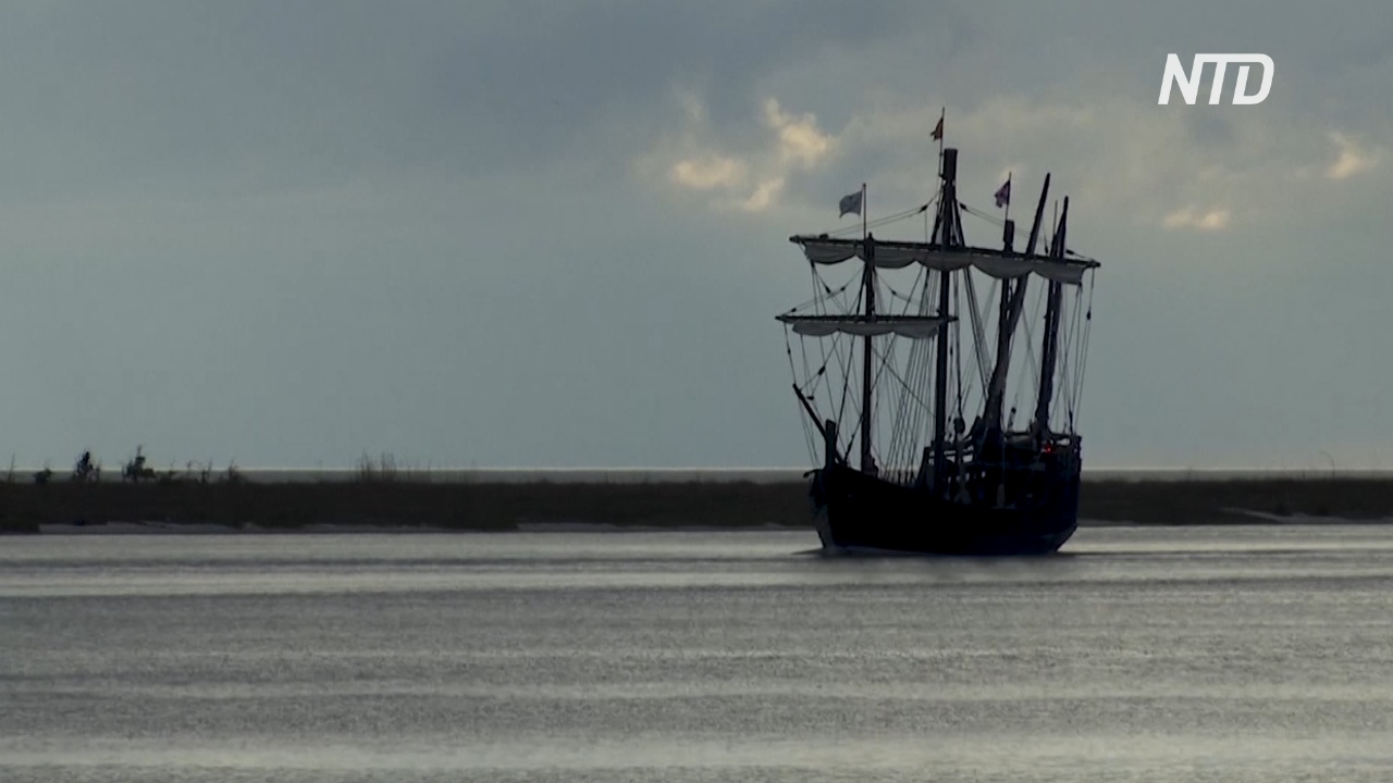 Копии кораблей Колумба отправились в путешествие по Миссисипи