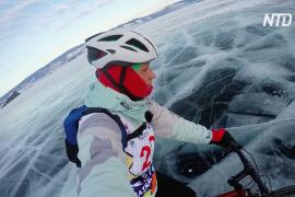 Спортсмены покорили замёрзший Байкал на коньках, велосипедах и финских санях