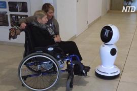 Роботы-гуманоиды помогают пожилым бельгийцам общаться с родными