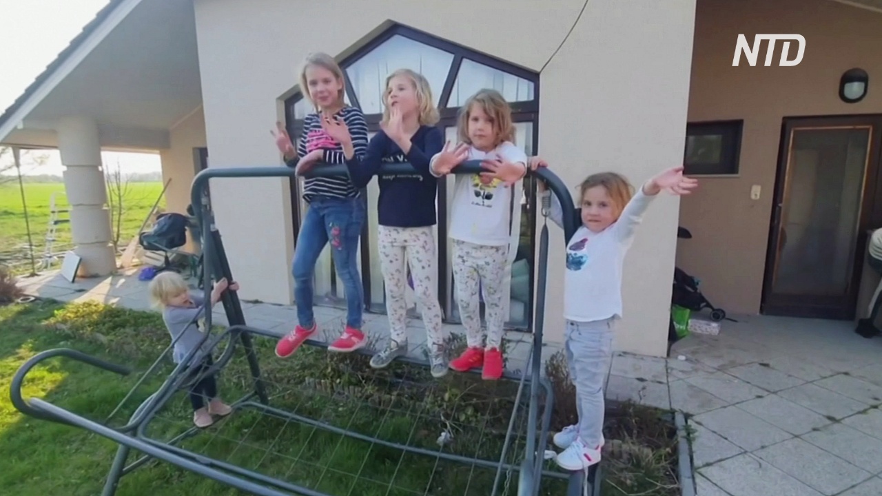 Венгерская семья с десятью детьми сидит на карантине