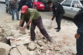 Треснувшие стены и обломки на улицах: в Мексике произошло землетрясение