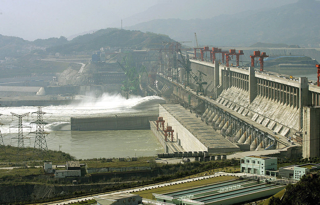 Эксперты говорят, что плотина «Три ущелья» в Китае может рухнуть