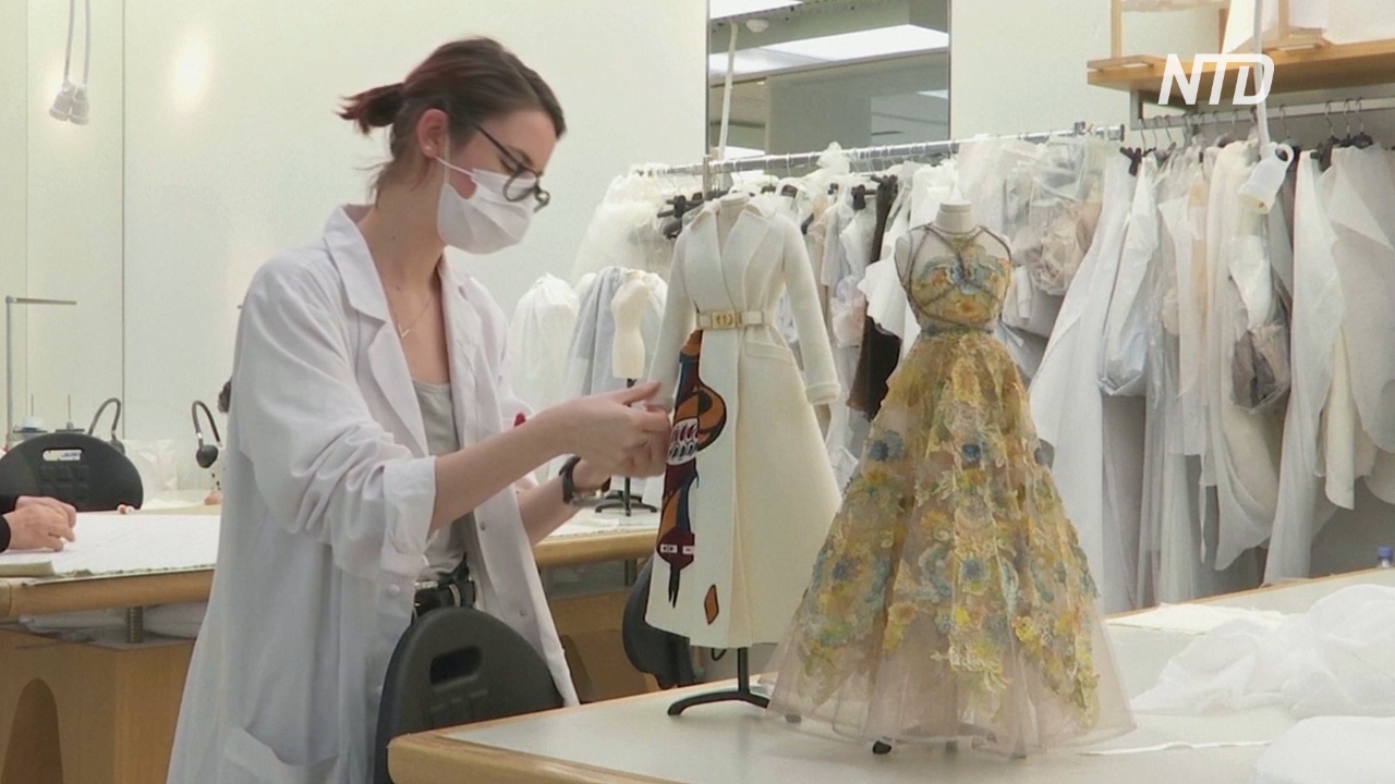 Модный дом Dior представил новую коллекцию в миниатюрном виде