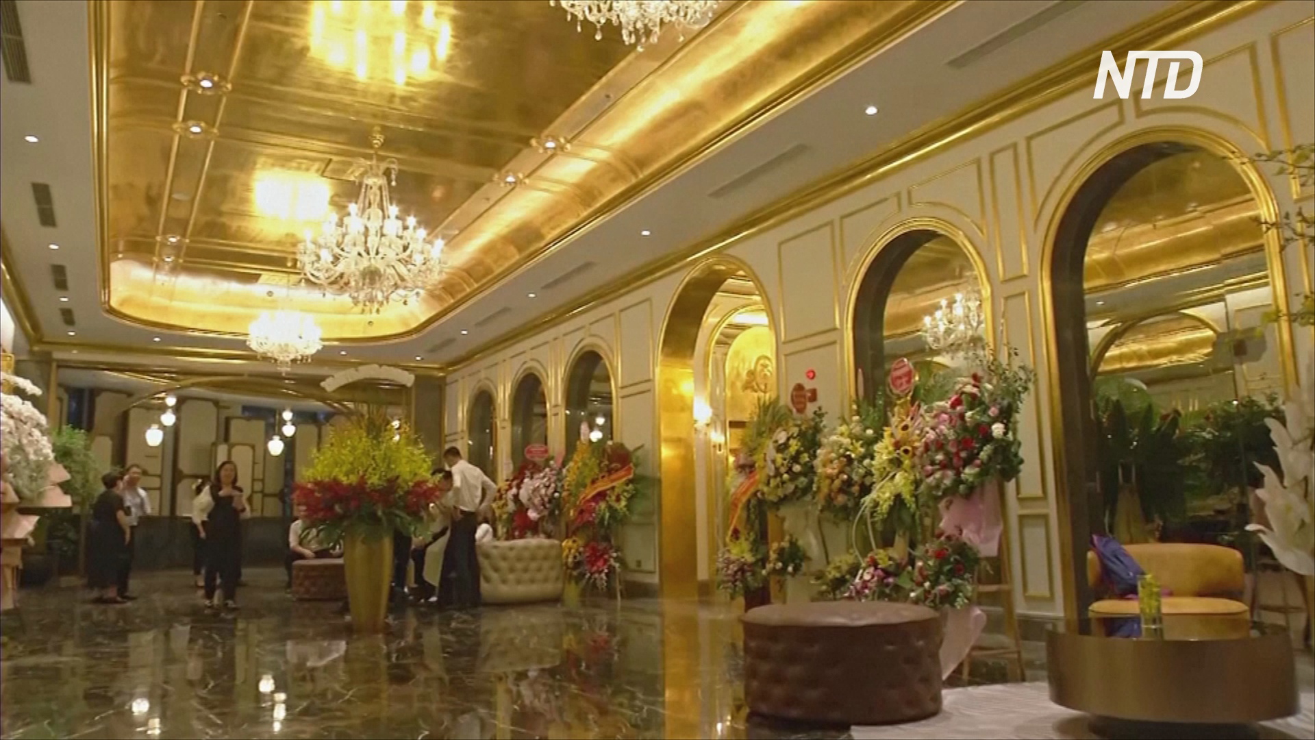 Первый в мире позолоченный отель открылся во Вьетнаме