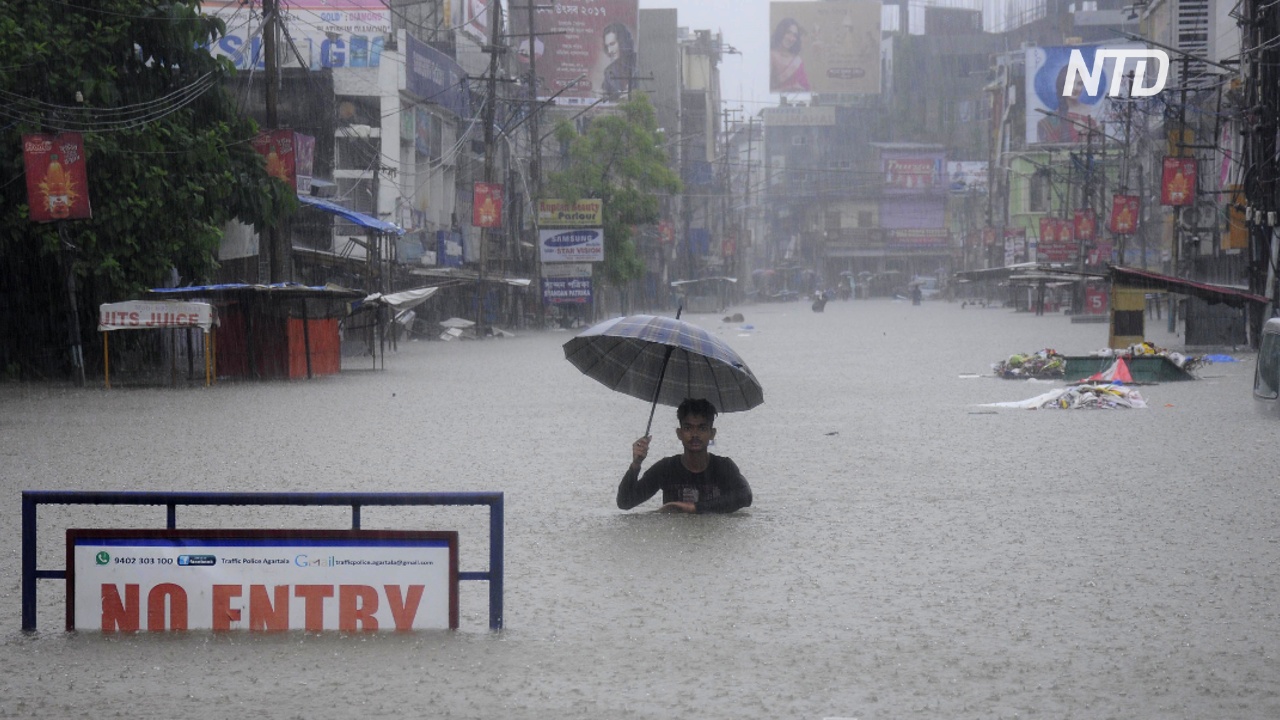 Наводнения вызвали хаос в Индии и Китае