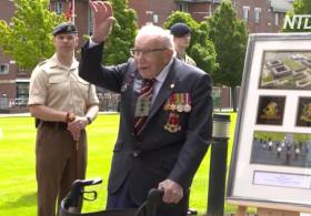 100-летний капитан Том Мур получил звание почётного полковника