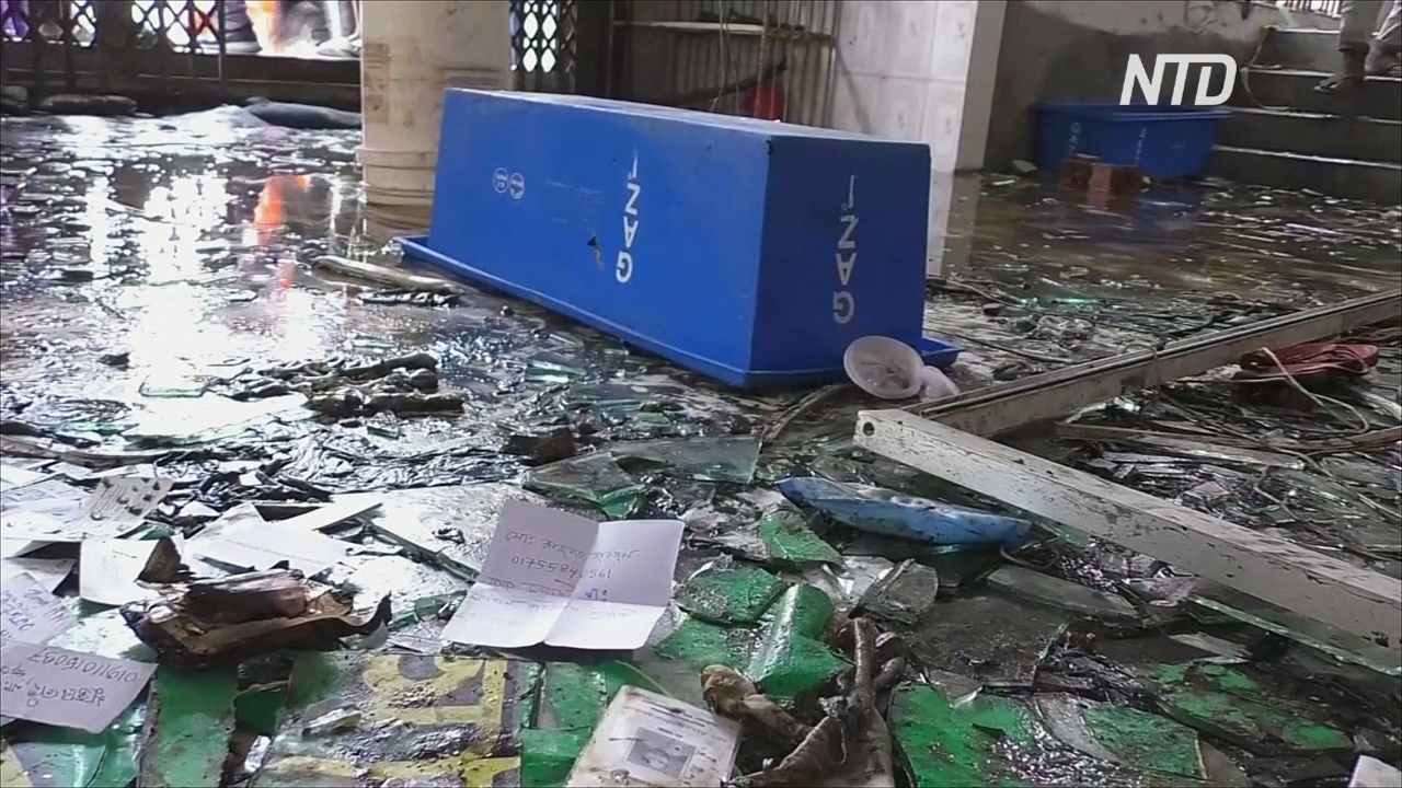 Взрыв в мечети в Бангладеш: погибших уже 24