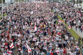 Около 100 тысяч человек вышли на протест в Минске в воскресенье