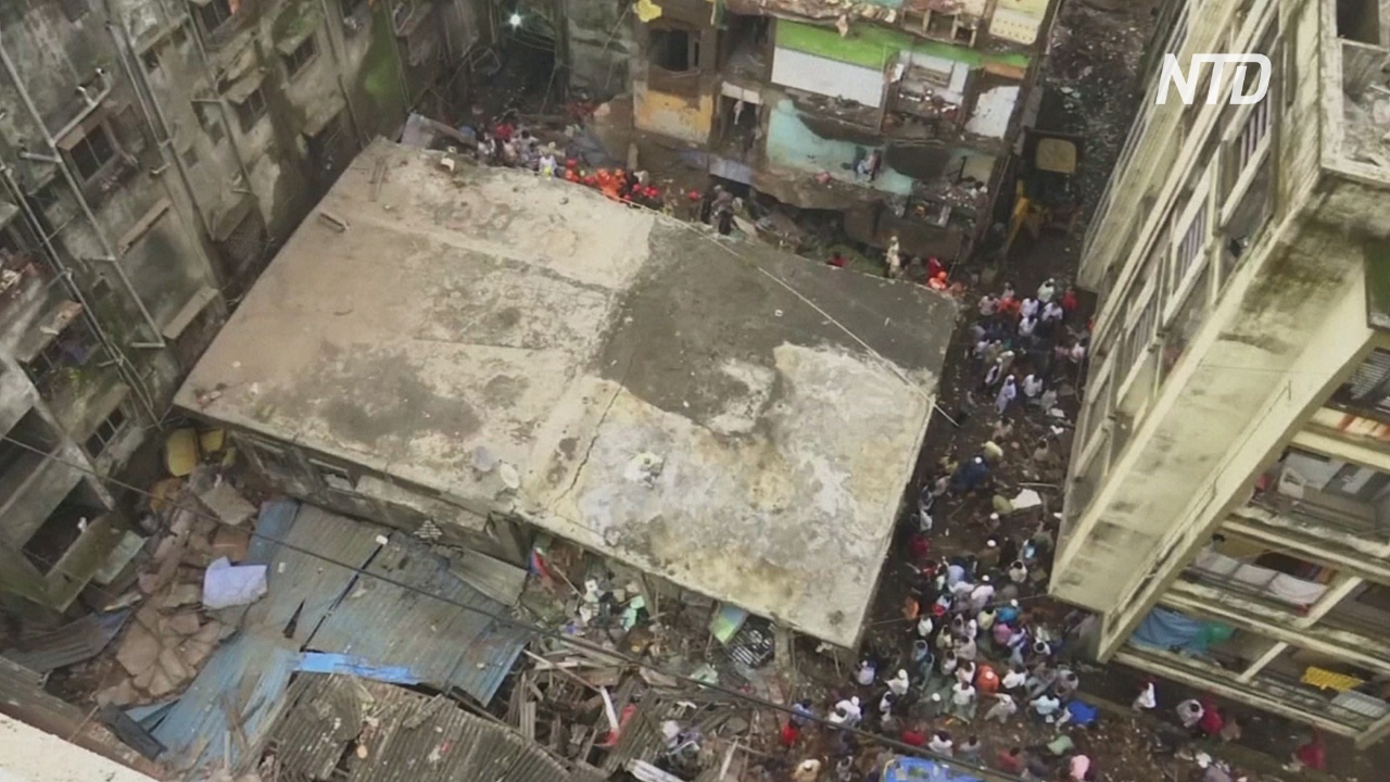 Разбор завалов продолжается: в Индии рухнул жилой дом