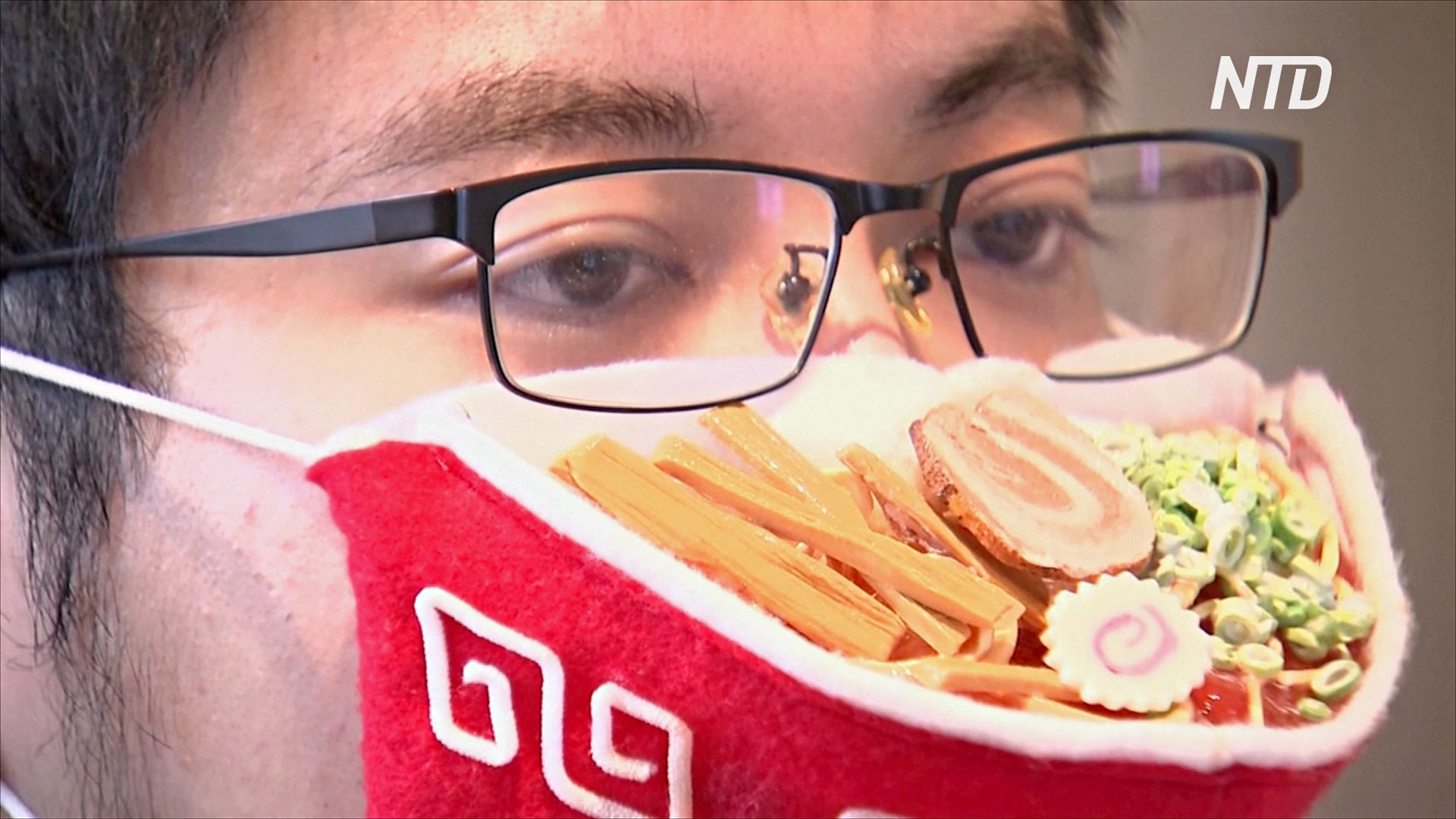 «Аппетитная маска»: японец сделал средство защиты в виде блюда из лапши