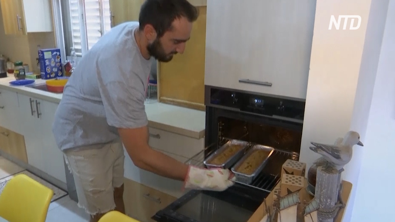 Пирог к выходным: израильские волонтёры помогают пожилым во время изоляции