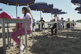 Школа как курорт: итальянских детей учат на морском пляже