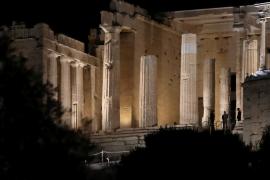 Афинский Акрополь украсила новая подсветка