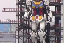 18-метрового робота Gundam из аниме протестировали в Иокогаме
