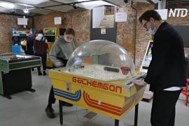 Морской бой и футбол: музей в Москве предлагает поиграть на автоматах из прошлого