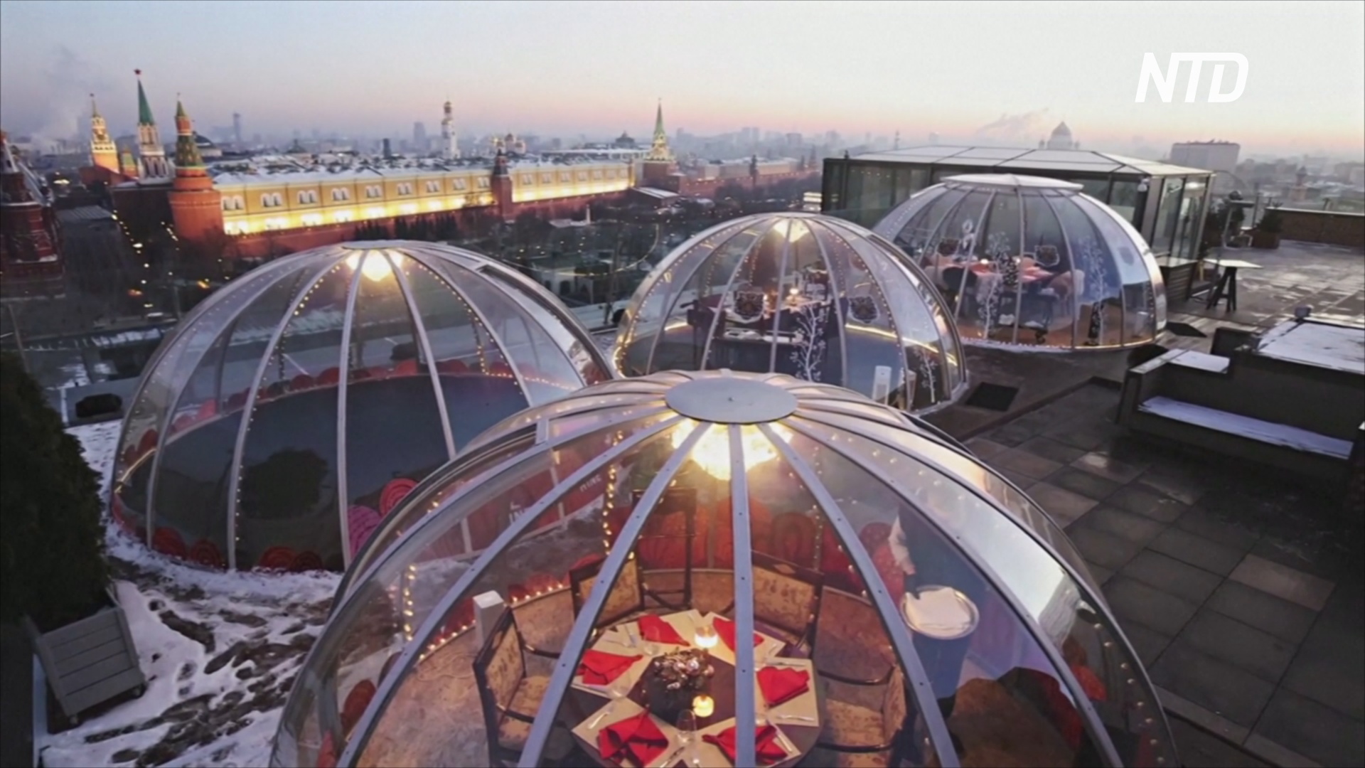 Новый год с видом на Кремль: на крыше ресторана построили беседки