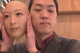 Прикрой своё лицо чужим: японец создал необычные маски