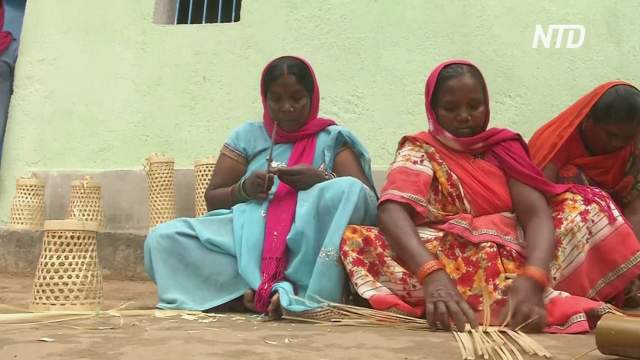 Индианка помогла односельчанкам зарабатывать с помощью плетения из бамбука
