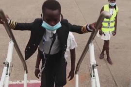 7-летний пилот: юный угандиец прославился на всю страну