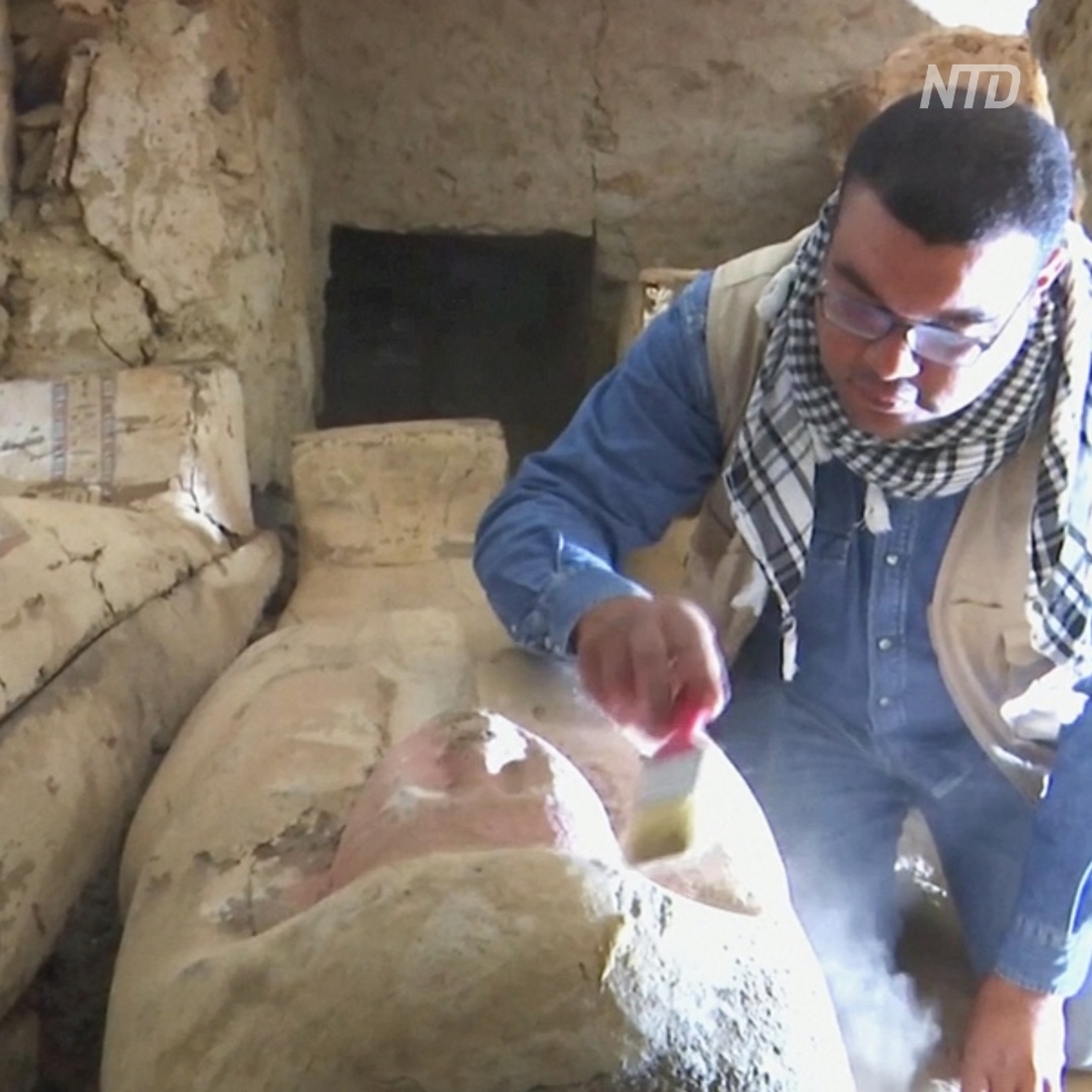 Погребальный храм и саркофаги: новые находки в Египте