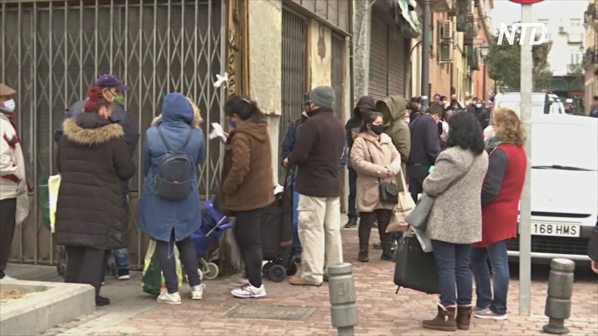 Число безработных в Испании достигло почти 4 млн