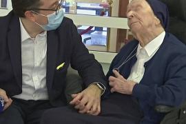 Старейший человек Европы отмечает 117 лет, переболев COVID