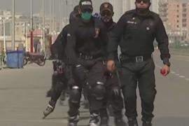 Полицейские Карачи будут гоняться за воришками на роликах