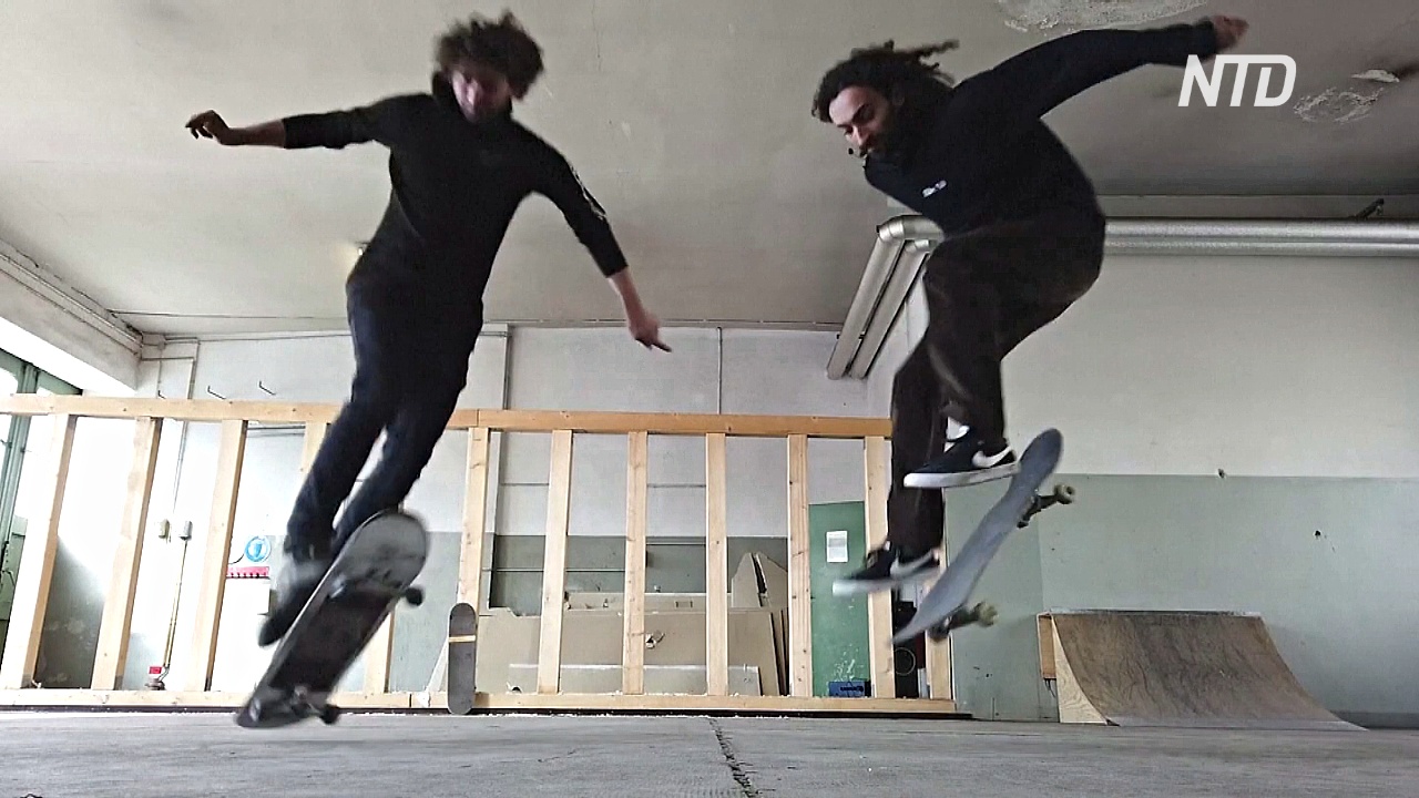 Два брата из Мюнхена собирают деньги на зал для скейтбординга, чтобы подготовиться к Олимпиаде