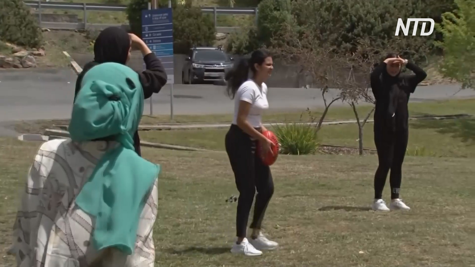 В Австралии беженцев приобщают к спорту и помогают им влиться в общество