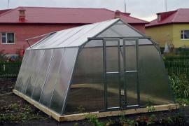 Парники с прямыми стенками от «Рус-теплицы»