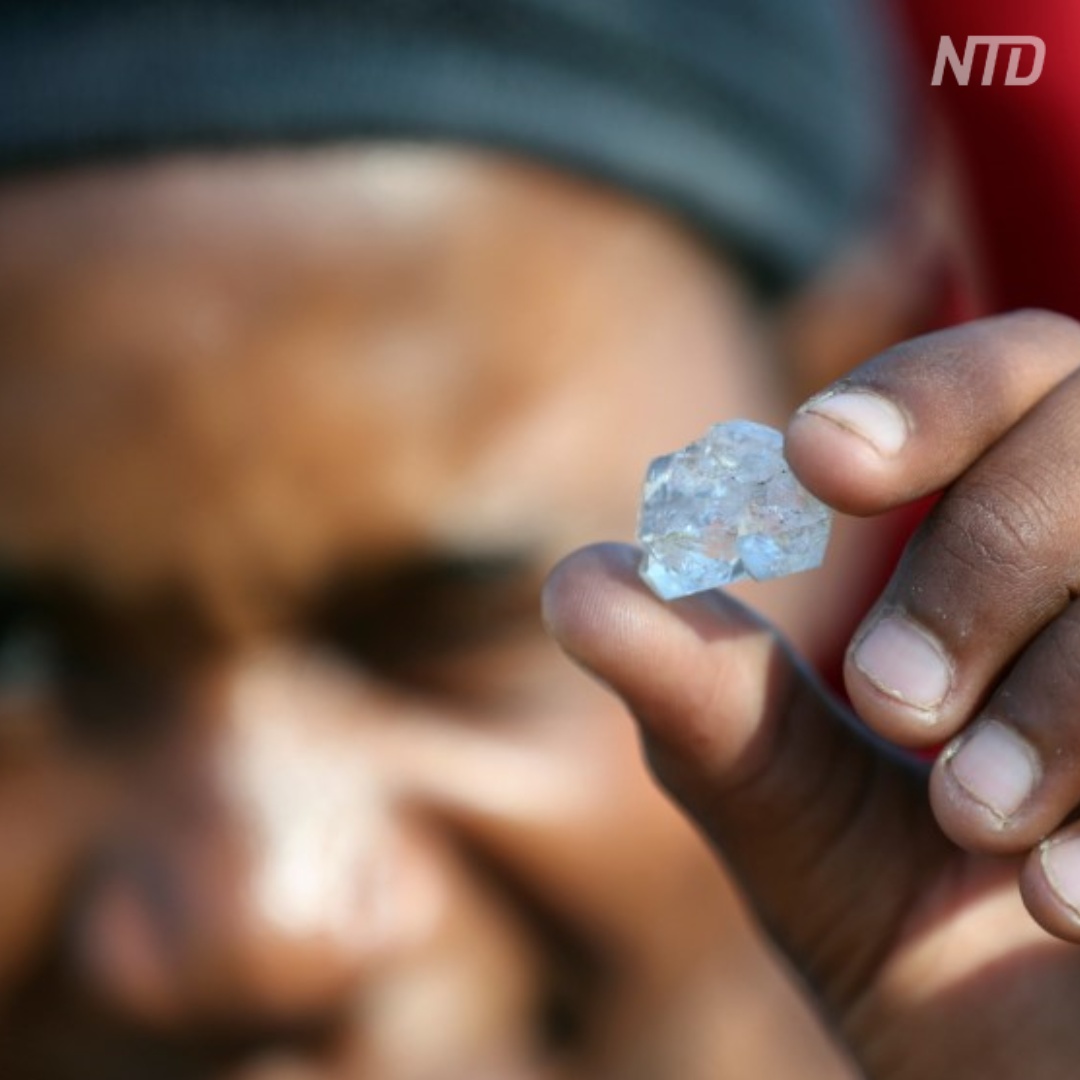 Найденные в деревне ЮАР «алмазы» оказались кварцем