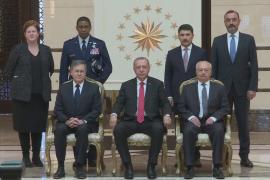 Президент Турции потребовал выслать десять западных послов