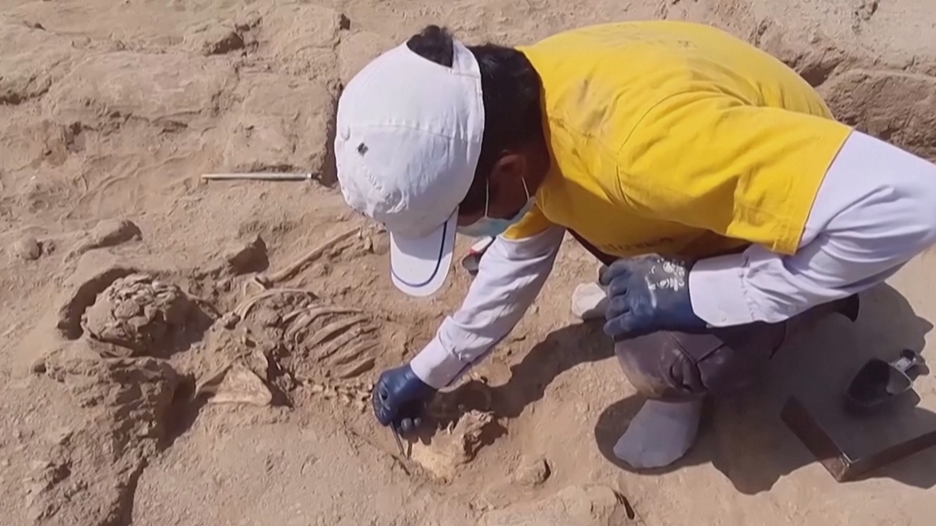 Перу нашли четыре древние могилы времён культуры уари